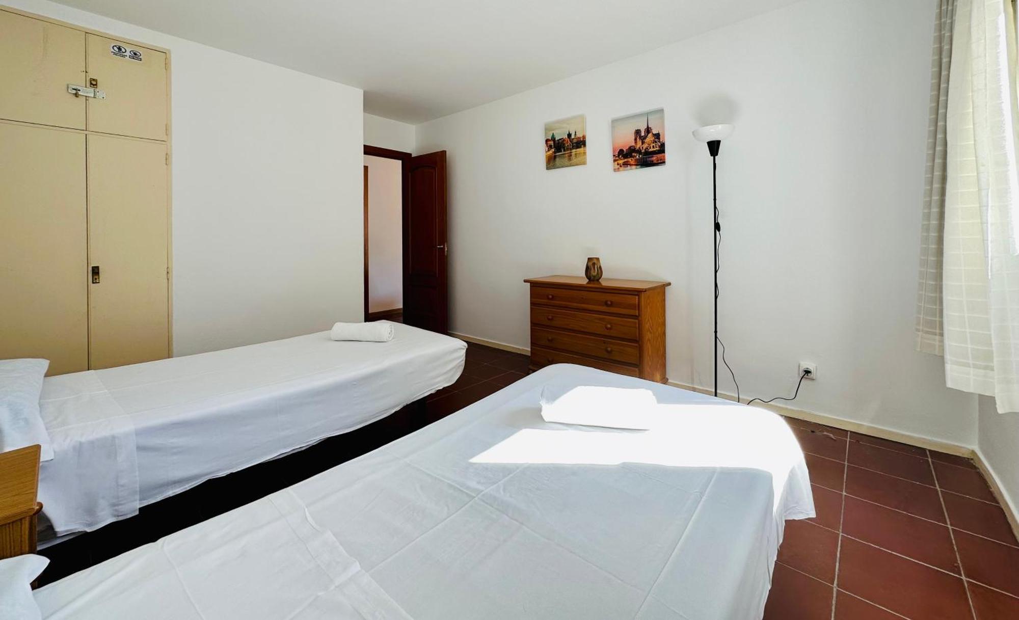 Ferienwohnung Book Ibiza Salou Exterior foto