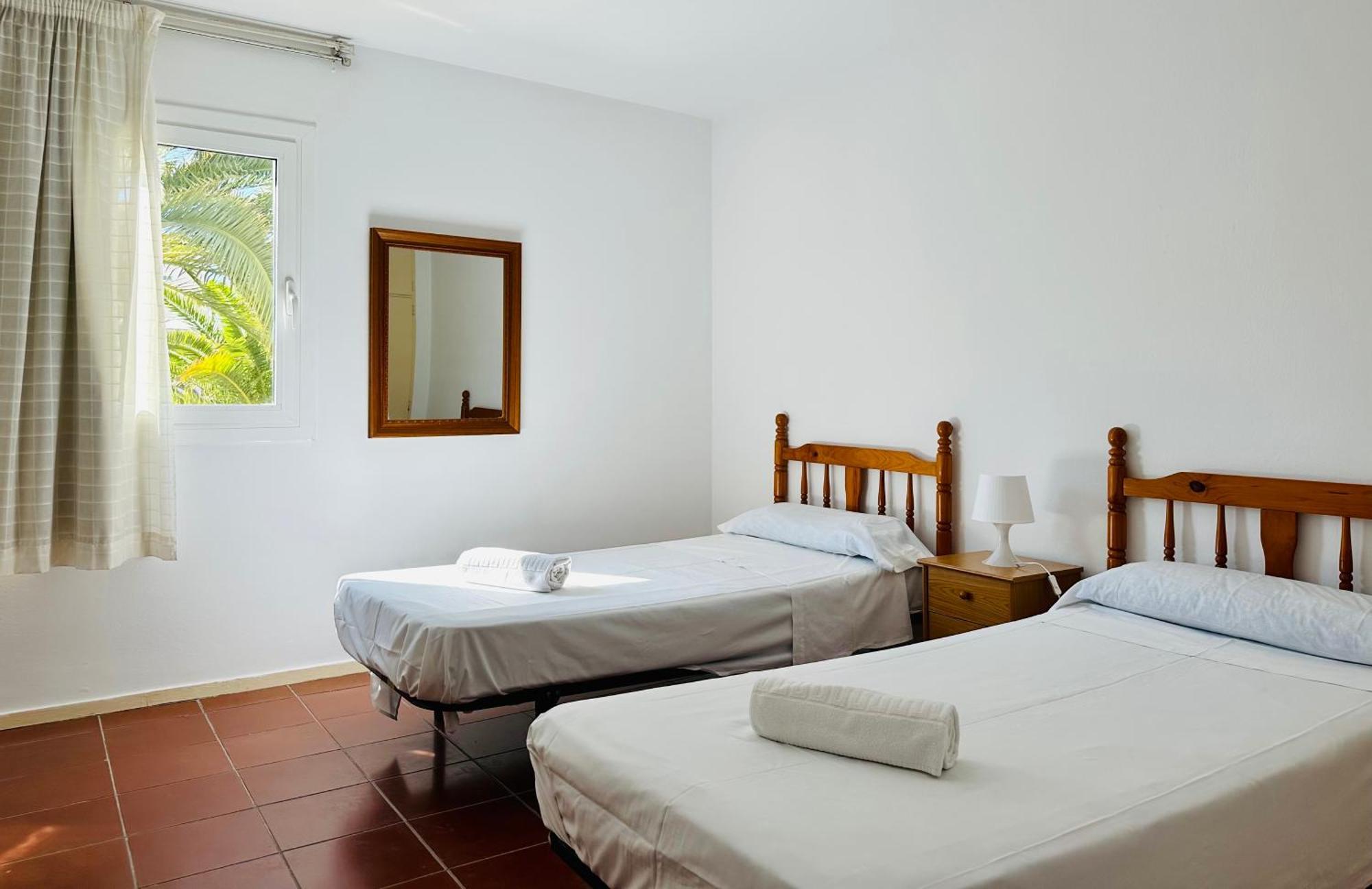 Ferienwohnung Book Ibiza Salou Exterior foto